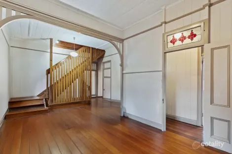 Property photo of 17 Gloucester Street Highgate Hill QLD 4101