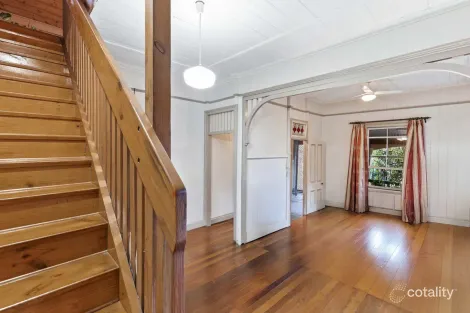 Property photo of 17 Gloucester Street Highgate Hill QLD 4101