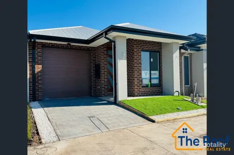 32 Tolkien Dr, Mambourin, VIC 3024