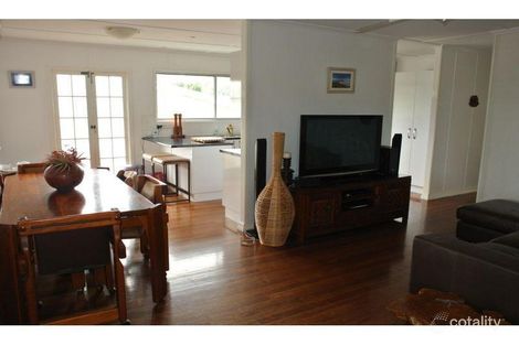 Property photo of 7 Lithgow Street Wynnum QLD 4178
