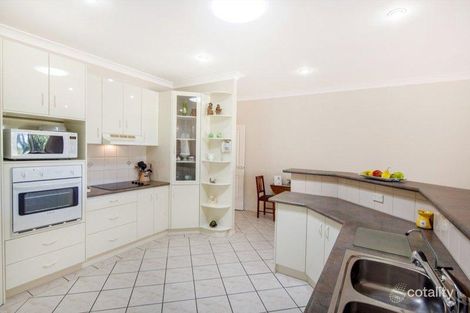 Property photo of 2/215 Esplanade Pialba QLD 4655