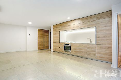 Property photo of 1410/12 Queens Road Melbourne VIC 3004