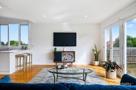 Property photo of 8 Garden Street Reservoir VIC 3073