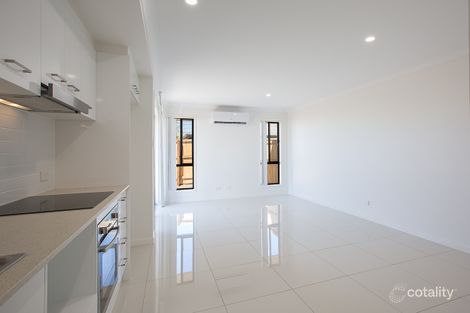 Property photo of 2/13 Baird Circuit Redbank Plains QLD 4301