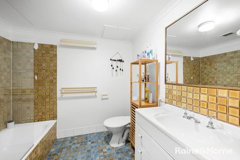 Property photo of 1/122 Macquarie Street St Lucia QLD 4067