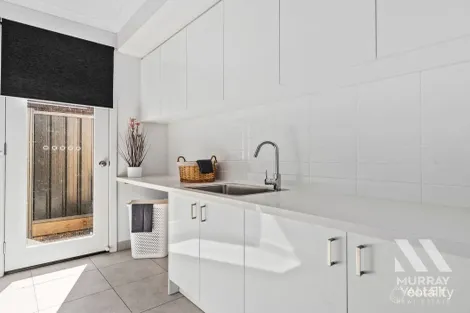 Property photo of 46 Putters Circuit Yarrawonga VIC 3730