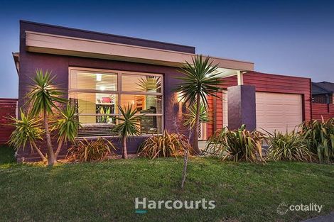 Property photo of 39 Greendale Boulevard Pakenham VIC 3810
