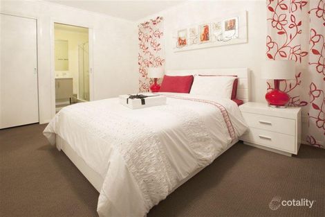 Property photo of 10 Yerrang Avenue Glenmore Park NSW 2745