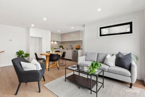 Property photo of 4/26 Sandown Road Ascot Vale VIC 3032
