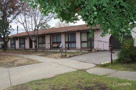 1 Lloyd St, West Wodonga, VIC 3690