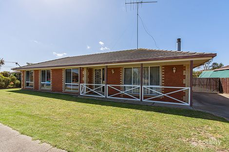 Property photo of 38 Enfield Drive St Albans Park VIC 3219