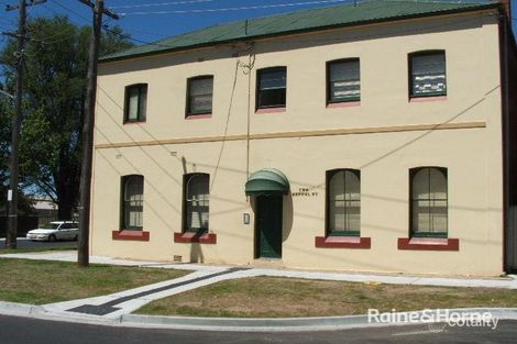 Property photo of 1/2 Keppel Street Bathurst NSW 2795
