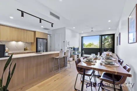 5/4 Shirley St, Indooroopilly, QLD 4068