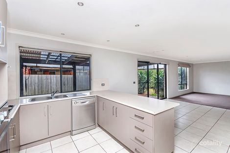 Property photo of 27 Adriana Crescent Dennington VIC 3280