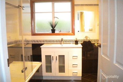 Property photo of 160 Derwent Avenue Lindisfarne TAS 7015