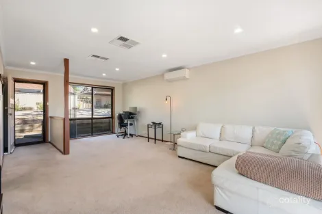 Property photo of 17/46 Catchpole Street Macquarie ACT 2614