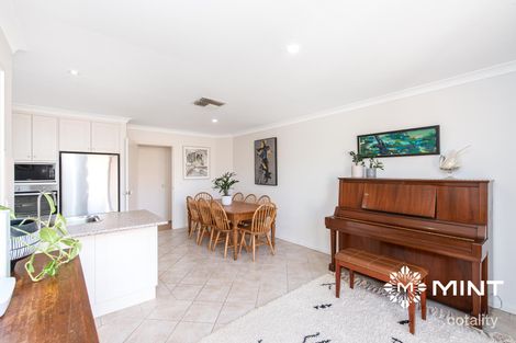 Property photo of 1D Kitchener Road Melville WA 6156