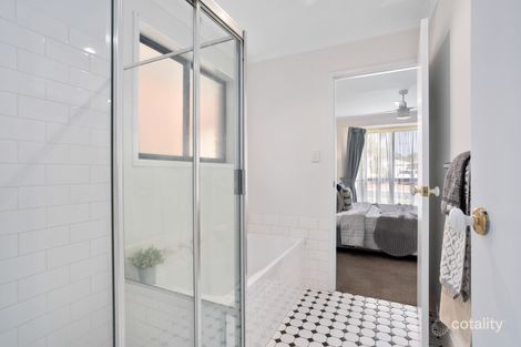 Property photo of 2 Topaz Close Woodcroft SA 5162