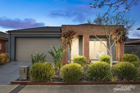 Property photo of 10 Raby Place Deer Park VIC 3023