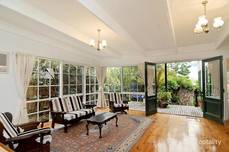 Property photo of 10 Laing Street Mont Albert VIC 3127