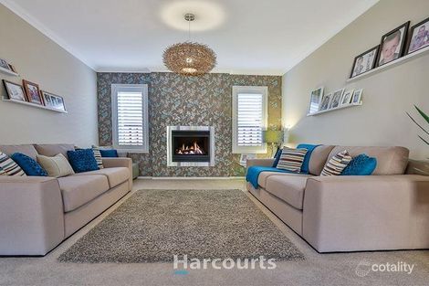 Property photo of 7 Bernly Boulevard Berwick VIC 3806