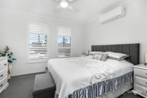 Property photo of 20 Harrow Circuit Greta NSW 2334