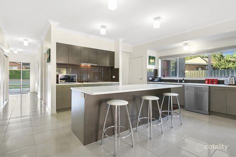 Property photo of 13 Wavell Avenue Kilsyth VIC 3137