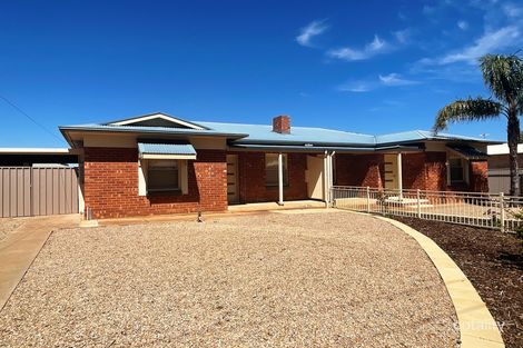 21 Swallowcliffe Rd, Davoren Park, SA 5113
