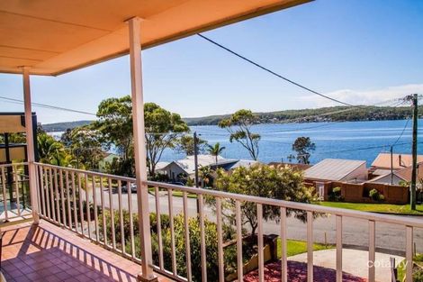 Property photo of 17 Noamunga Crescent Gwandalan NSW 2259
