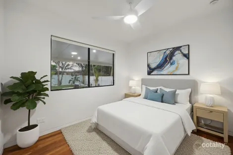 Property photo of 17 Rodlan Parade Labrador QLD 4215