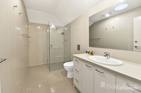 Property photo of 42 Headingley Road Mount Waverley VIC 3149