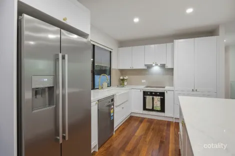 Property photo of 17 Rodlan Parade Labrador QLD 4215