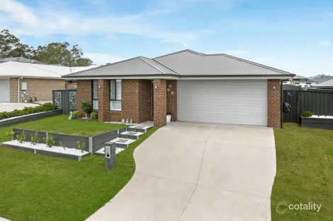 Property photo of 20 Harrow Circuit Greta NSW 2334