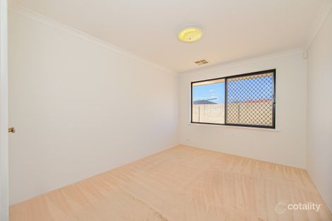 Property photo of 18 Baychester Circle Canning Vale WA 6155