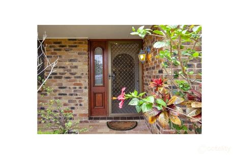 Property photo of 2 Lindstrom Court Runcorn QLD 4113