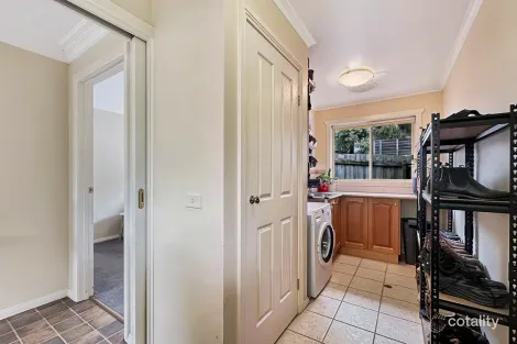 Property photo of 2/11 George Street Warragul VIC 3820
