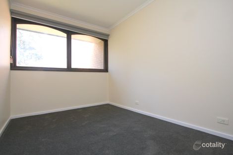 Property photo of 18A Mackaness Place Garran ACT 2605