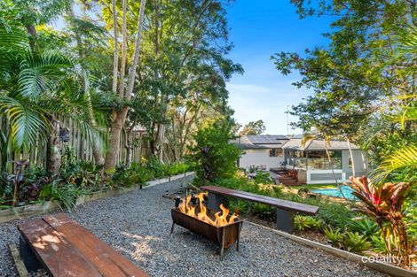 Property photo of 34 Evans Drive Benowa QLD 4217