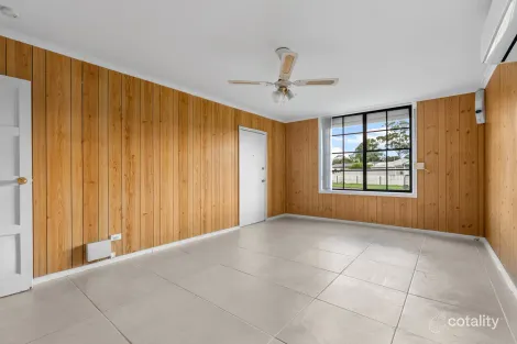 Property photo of 90 Yalunga Street Dapto NSW 2530