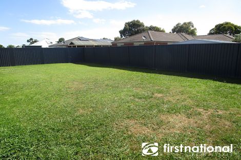 Property photo of 7 Ironbark Circuit Pakenham VIC 3810