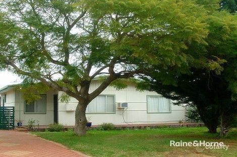 13 Loxton St, Dudley Park, WA 6210