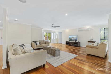 Property photo of 21 Eastern Court Helensvale QLD 4212