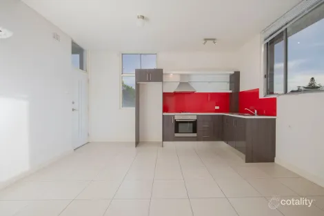 Property photo of 8/4 Hillview Crescent The Hill NSW 2300