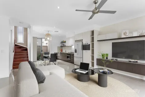 Property photo of 5/468 Roghan Road Fitzgibbon QLD 4018