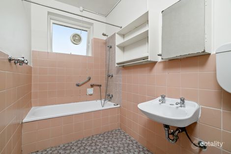 Property photo of 9/8 Lambert Road Toorak VIC 3142