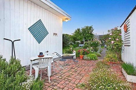 Property photo of 606 Neerim Road Hughesdale VIC 3166