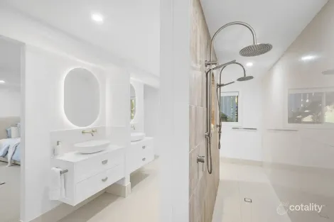 Property photo of 17 Farnwyn Court Buderim QLD 4556