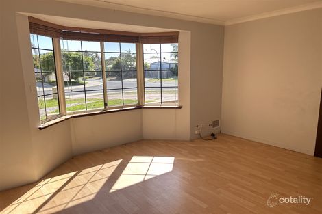 Property photo of 2 Legend Crescent Greenfields WA 6210