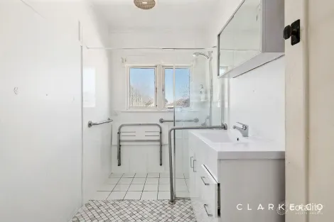 Property photo of 6 Meredith Crescent Raymond Terrace NSW 2324