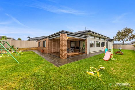 Property photo of 11 Davidson Street Pakenham VIC 3810